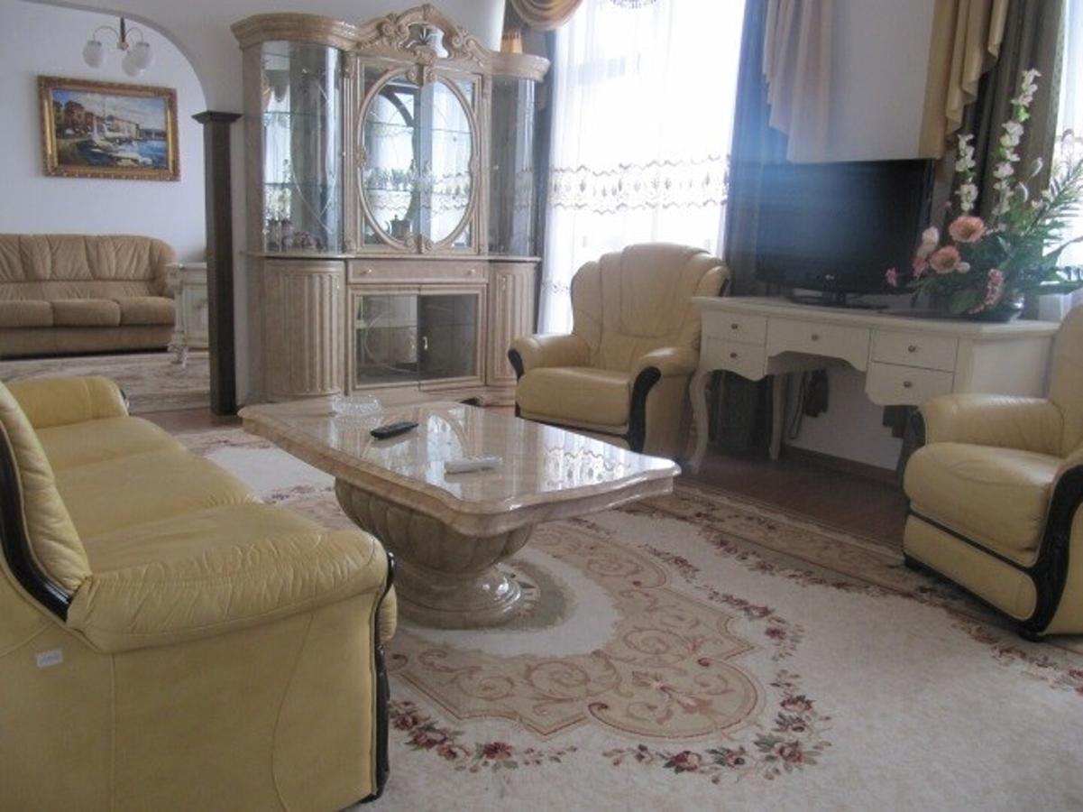 Karpaty Hotel Jaremcse Kültér fotó